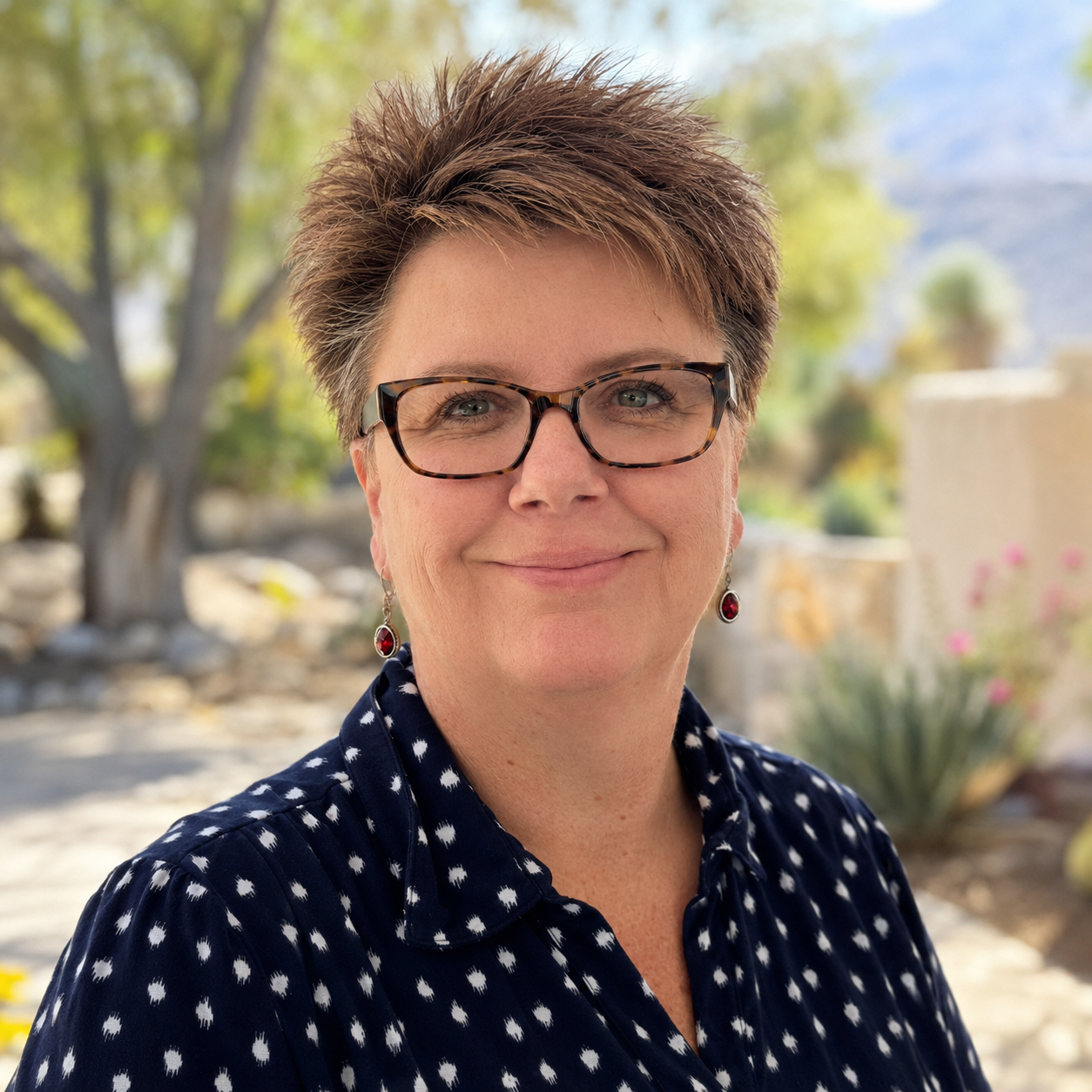 Shannon Cheesman headshot